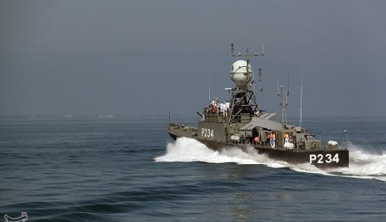 تصاویر/ تحویل دهی ناو موشک انداز سپر به نیرو دریایی ارتش توسط وزارت دفاع
