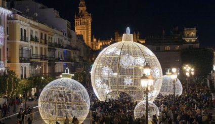 نورپردازی کریسمس در شهرهای جهان