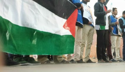  نظم شباب وقفة احتجاجية مع فلسطين  بالصحراء الغربية 