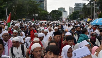 تظاهرات مردم اندونزی در اعتراض به تصمیم ترامپ
