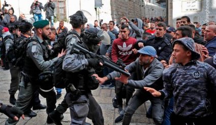 تصاویر/ سرکوب خشونت بار مبارزان فلسطینی‎