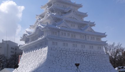 مهرجان الثلج سابورو في اليابان 