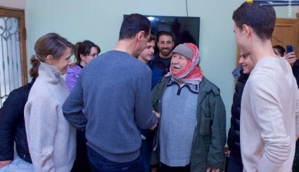  دیدار بشار اسد و خانواده‌اش با مجروحین حمص