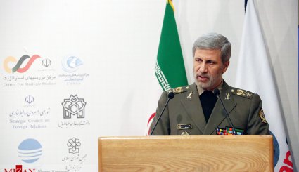 تصاویر/ سخنرانی امیرسرتیپ امیرحاتمی دردومین کنفرانس امنیتی تهران
