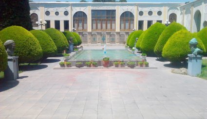 معرض الفنون في مدينة اصفهان الايرانية