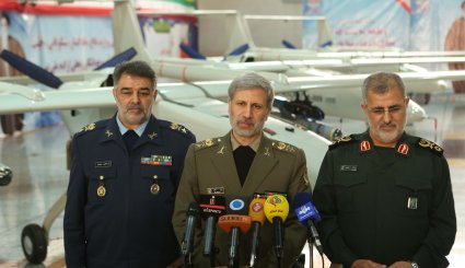 بالصور.. إيران تدشن خط الإنتاج الواسع لطائرات 