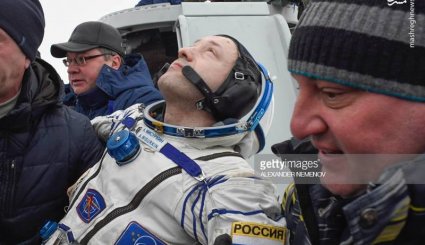 تصاویری جالب از چگونگی بازگشت فضانوردان روسی و آمریکایی به زمین