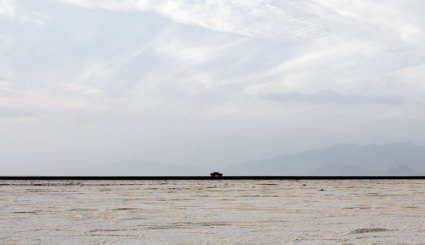 بحيرة الملح في سيرجان 