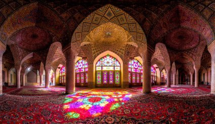 جامع العتيق في مدينة اصفهان الايرانية