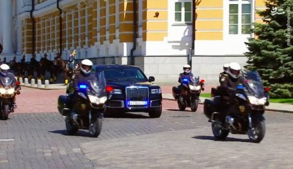 خودروی جدید ملی پوتین +  تصاویر
