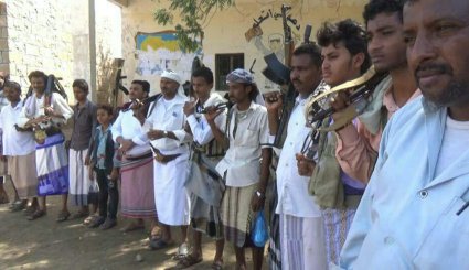 وقفة احتجاجية في الحديدة تنديدا بالحرب الاقتصادية المفروضة على اليمنيين 