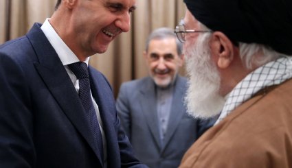 زيارة الرئيس الأسد الى إيران و لقائه بقائد الثورة 