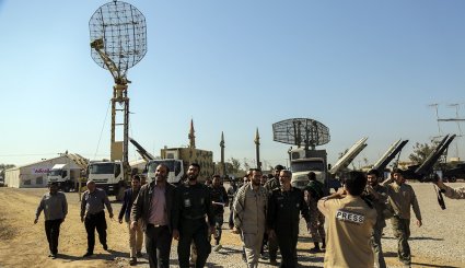 معرض للانجازات العسكرية والجوفضائية للحرس الثوري الإيراني في ذكرى عمليات بيت المقدس  