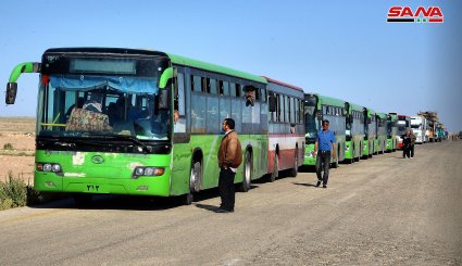 وصول دفعة جديدة من المهجرين السوريين من مخيم الركبان