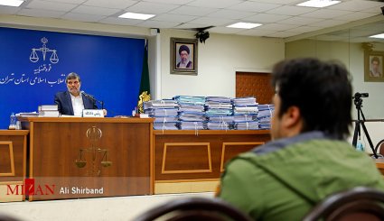 تصاویر اولین جلسه دادگاه روح‌الله زم