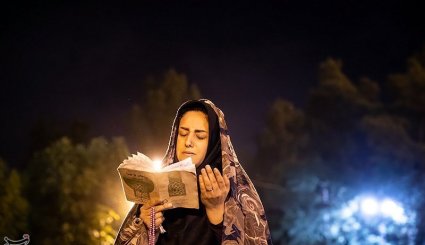 تصاویری از مراسم احیای شب بیست و یکم ماه رمضان در بهشت زهرا(س)
