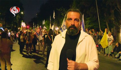 عشرات آلاف الاسرائيليين يتظاهرون مطالبين باستقالة نتنياهو