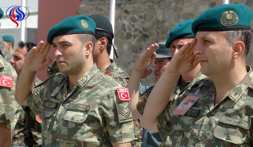 نظامی ترک، همرزمانش را تیرباران کرد