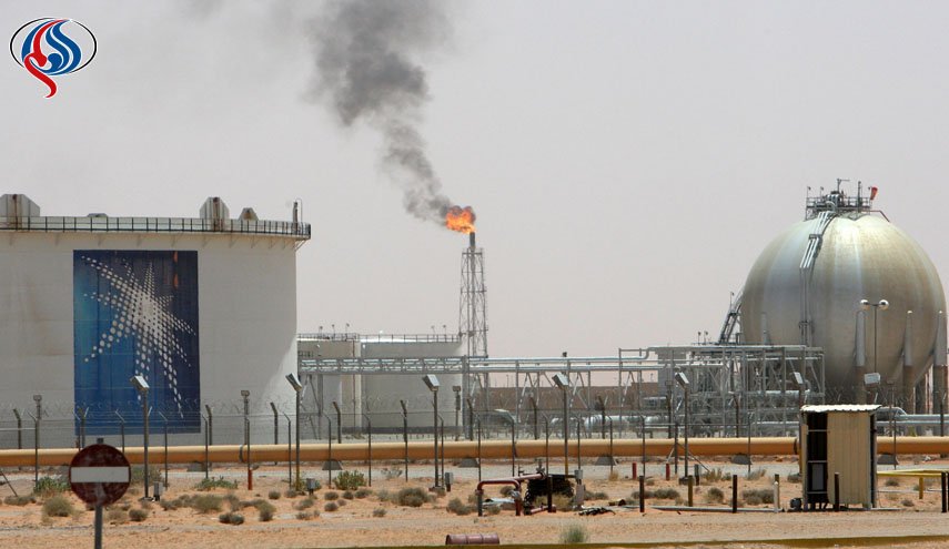 عربستان وعدۀ کاهش تولید نفت را دبه کرد!
