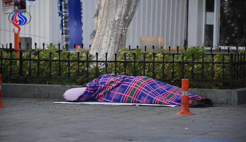 خیابان خوابی مردم ترکیه درپی وقوع زلزله 