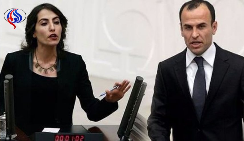 پارلمان ترکیه، دو نمایندۀ کُرد را اخراج کرد 