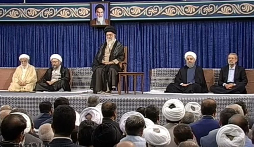 اتفاق جالبی که برای احمدی‌نژاد در مراسم تنفیذ افتاد + تصاویر
