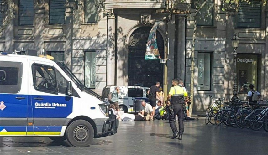 خودروی عاملان حمله تروريستي اسپانيا، در پاريس جريمه شده بود