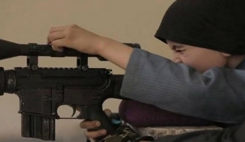 کودک آمریکایی داعش، ترامپ را تهدید کرد + عکس

