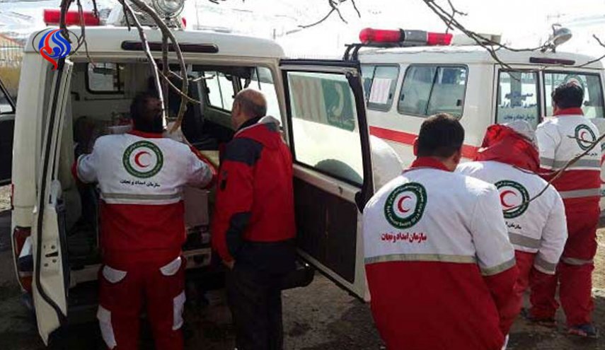 اعزام 9 اکیپ هلال احمر به روستای زلزله زده در سراب