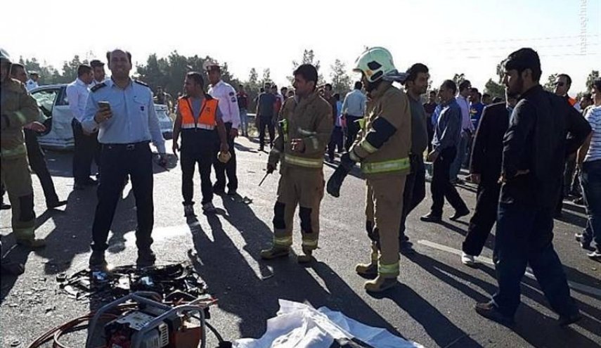 18 کشته و زخمی در تصادف جاده لار به بندر عباس