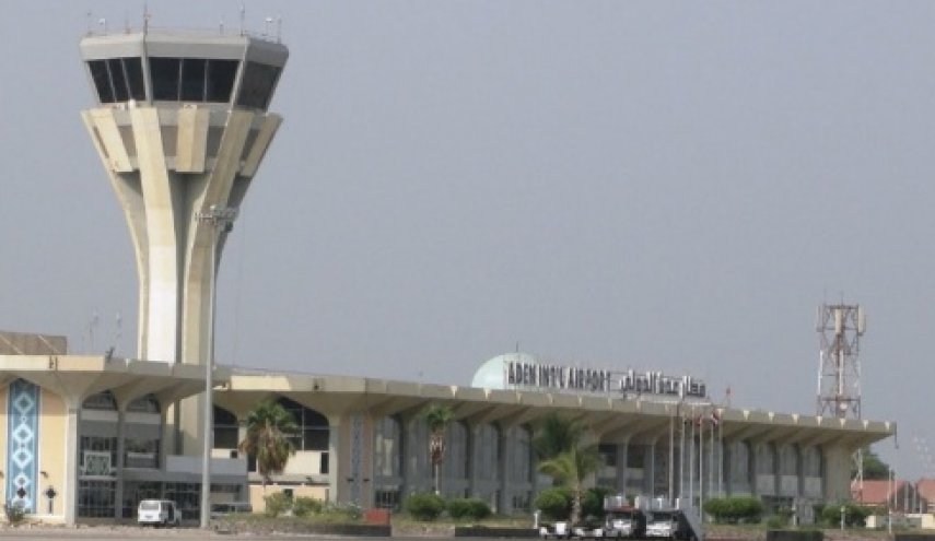 رئيس جمهوری فراري يمن وارد فرودگاه عدن شد