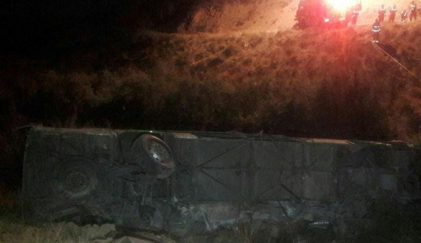 سقوط مرگبار یک دستگاه اتوبوس بین‌شهری به داخل دره جاجرود/ 11 نفر کشته و 27 نفر مصدوم شدند
