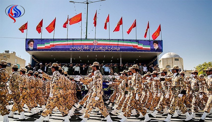 رژه نیروهای مسلح در تهران و سراسر کشور آغاز شد