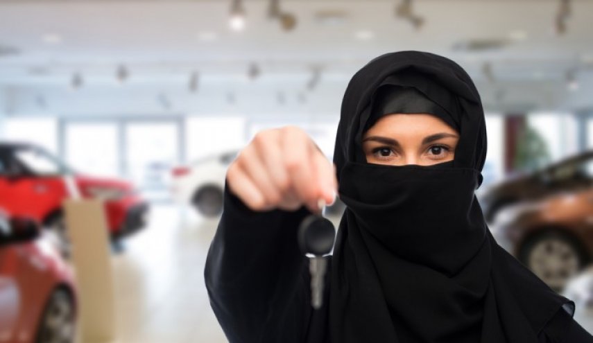 زنان سعودی این کارها را نمی توانند انجام دهند