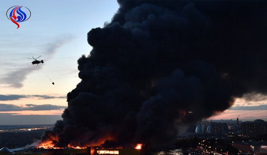 حريق في مجمع تجاري بموسكو يلتهم 55 ألف متر مربع