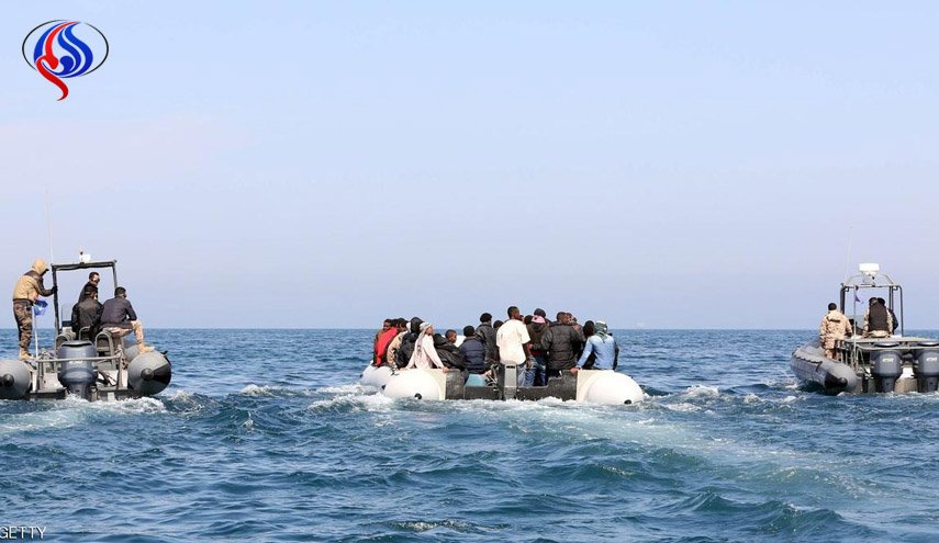 إنقاذ 100 مهاجر غير شرعي قبالة الشواطئ الليبية