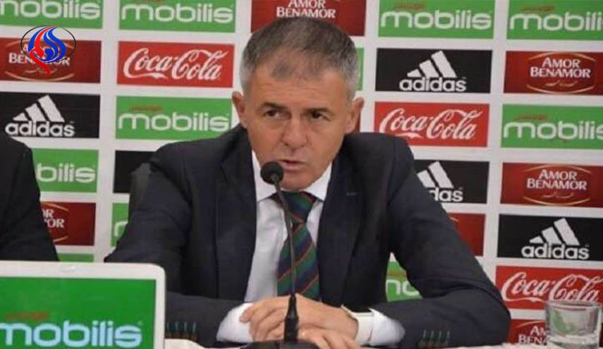 إقالة مدرب الجزائر لوكاس ألكاراث