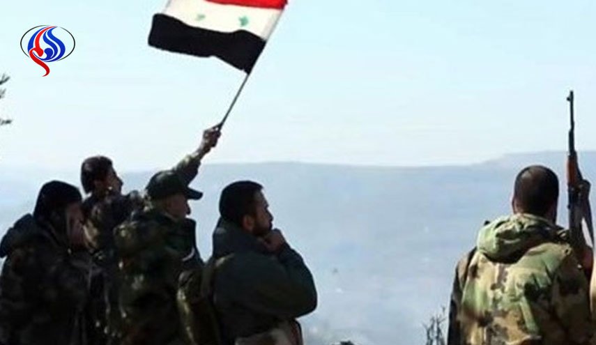 رويترز: بيمارستان اصلي شهر رقه سوریه آزاد شد/ درگیری با داعش در اطراف ورزشگاه ادامه دارد