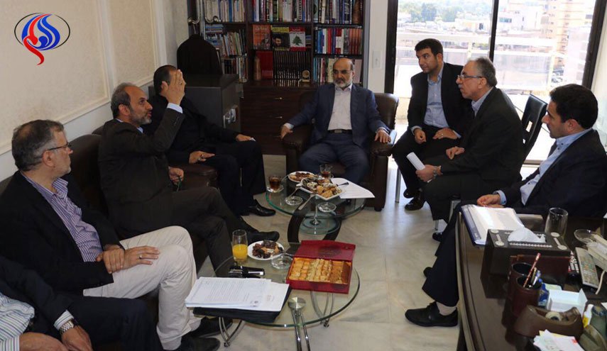 بالصور: رئيس هيئة الاذاعة والتلفزيون الايرانية يزور مكتب القنوات الخارجية بلبنان