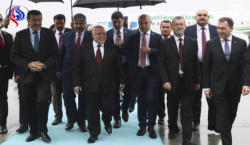 بالصور.. رئيس وزراء العراق يصل الی أنقرة