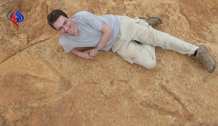 کشف ردپای دایناسور عظیم الجثه در آفریقا
