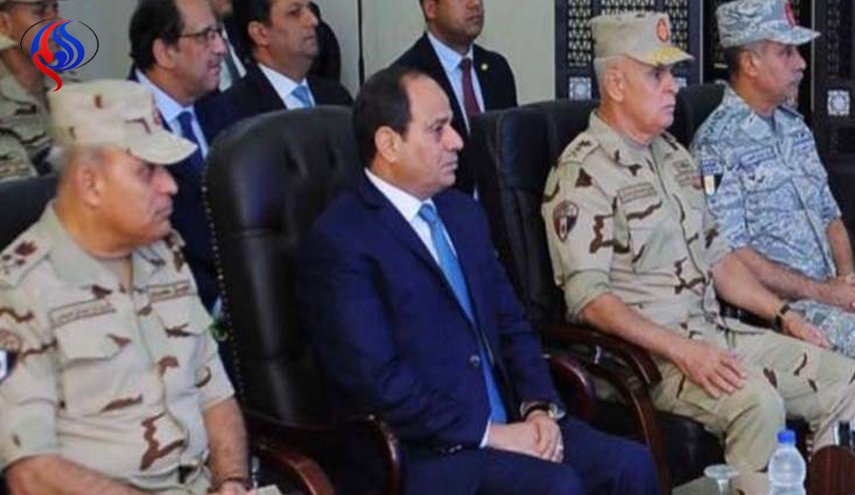بالصور.. أول ظهور لرئيس الأركان المصري الجديد مع السيسي