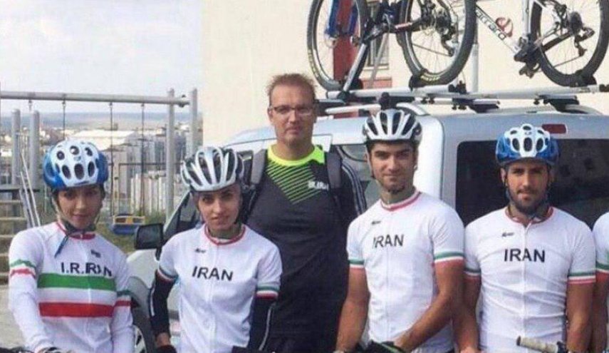 مربی‌ هلندی‌ دوچرخه‌سواری‌ ایران‌ مسلمان‌ شد + تصاویر