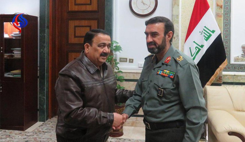 الملحق العسكري الايراني يلتقي وزير دفاع العراق
