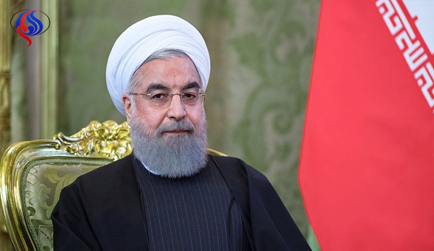 روحاني يبحث مع الرئيس اللبناني تطورات استقالة الحريري