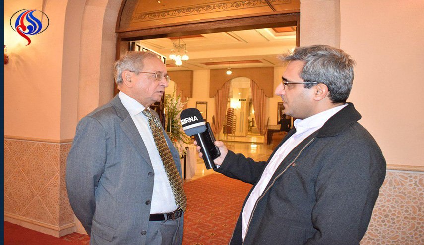 باكستان: زيارة باجوا لايران جاءت لتعزيز العلاقات بين البلدين