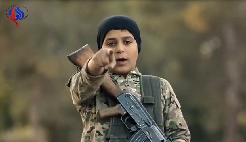 طفل بريطاني في التاسعة من العمر يعلن دعمه داعش!