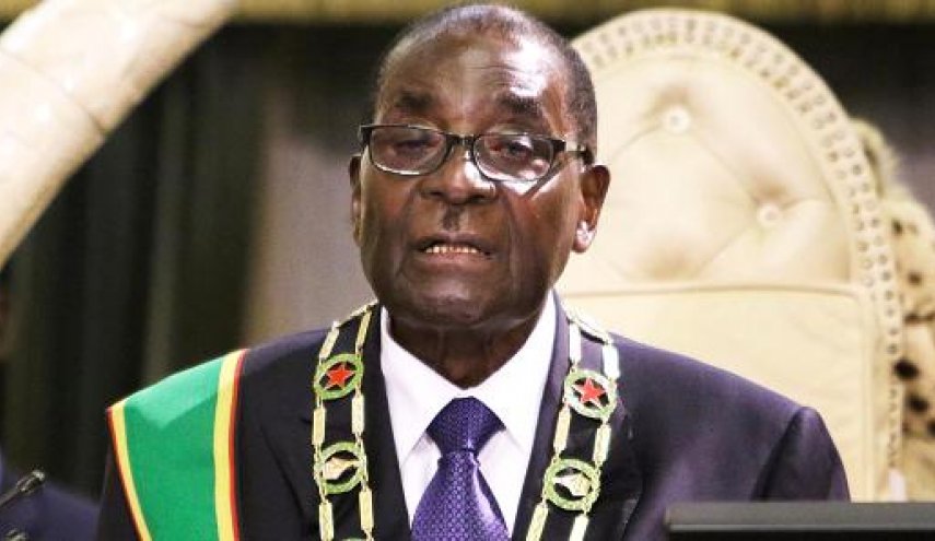 Zimbabwe army says takes power, Mugabe 
