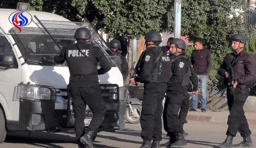الأمن التونسي يعتقل 12 