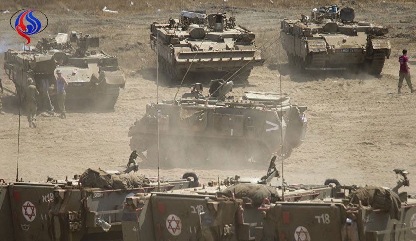 دبابات إسرائيلية تطلق قذائف على الجيش السوري في الجولان